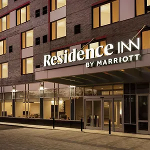 By Marriott Jfk Airport New York